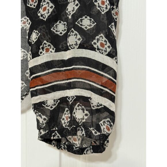 Free People One Surplice Printed Blouse, Size L - Picture 4 of 8